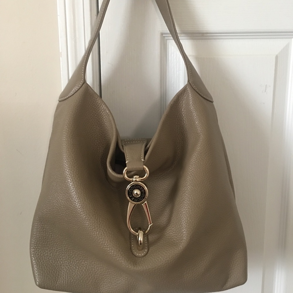 Dooney and Bourke lock sac